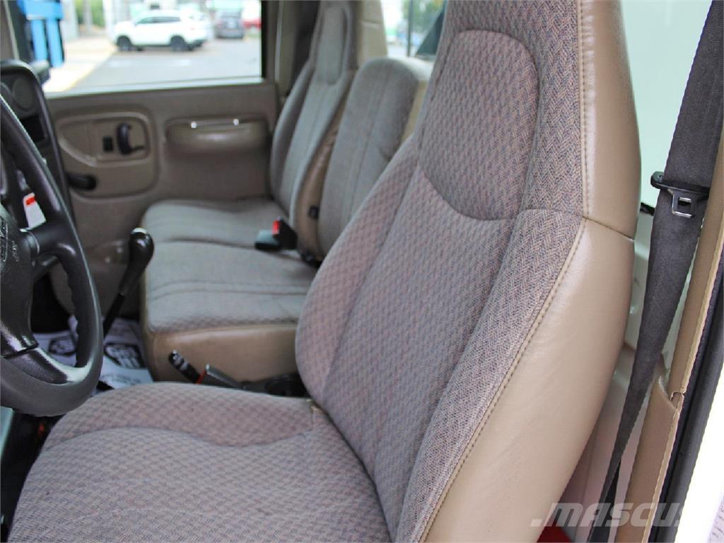 GMC 7500 Kleinholztransporter