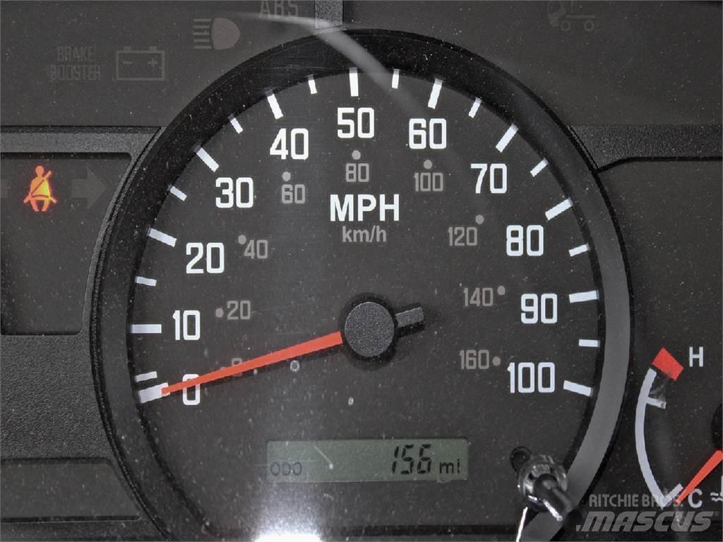 Isuzu NPR-HD Kofferaufbau