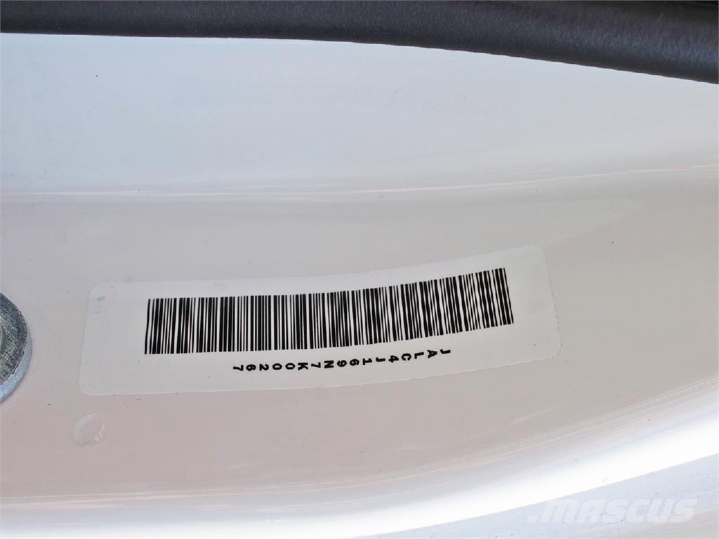 Isuzu NPR XD Kofferaufbau