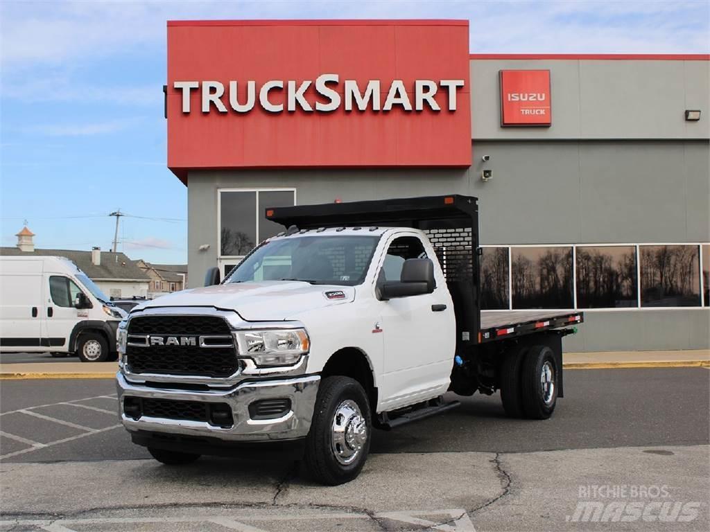 RAM 3500 Pritschenwagen/Pritschenwagen mit Seitenklappe
