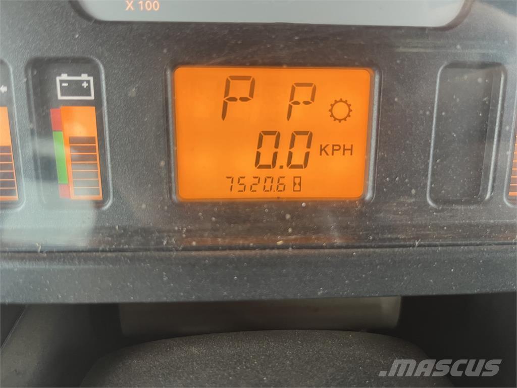 Challenger MT775E Traktoren