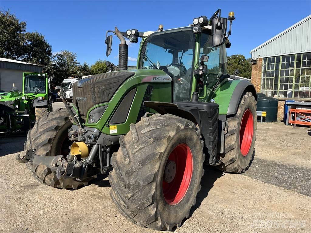 Fendt 718 Traktoren