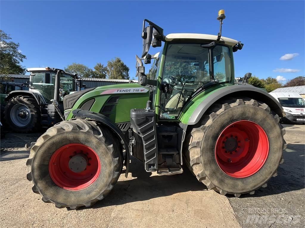 Fendt 718 Traktoren