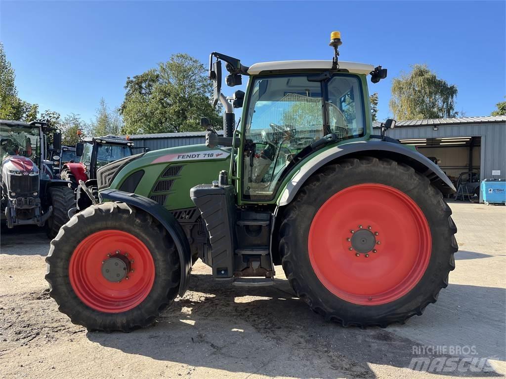 Fendt 718 Traktoren