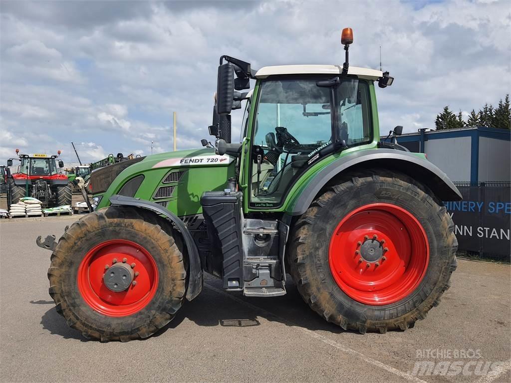 Fendt 720 VARIO S4 Traktoren
