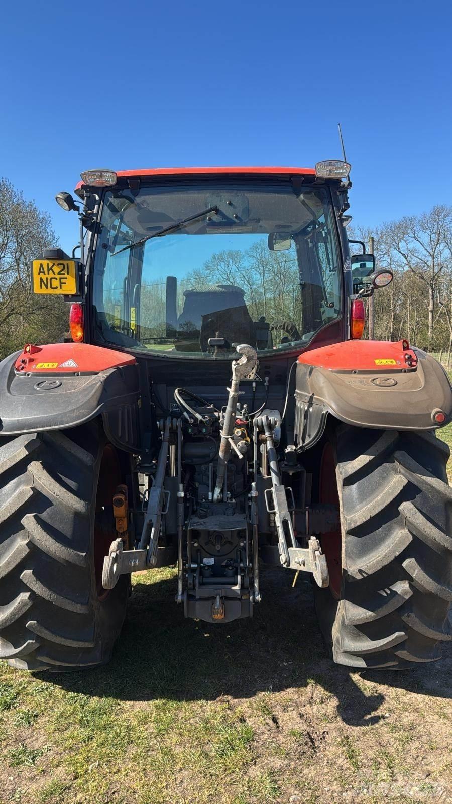 Kubota M105 GX Sonstige Landmaschinen
