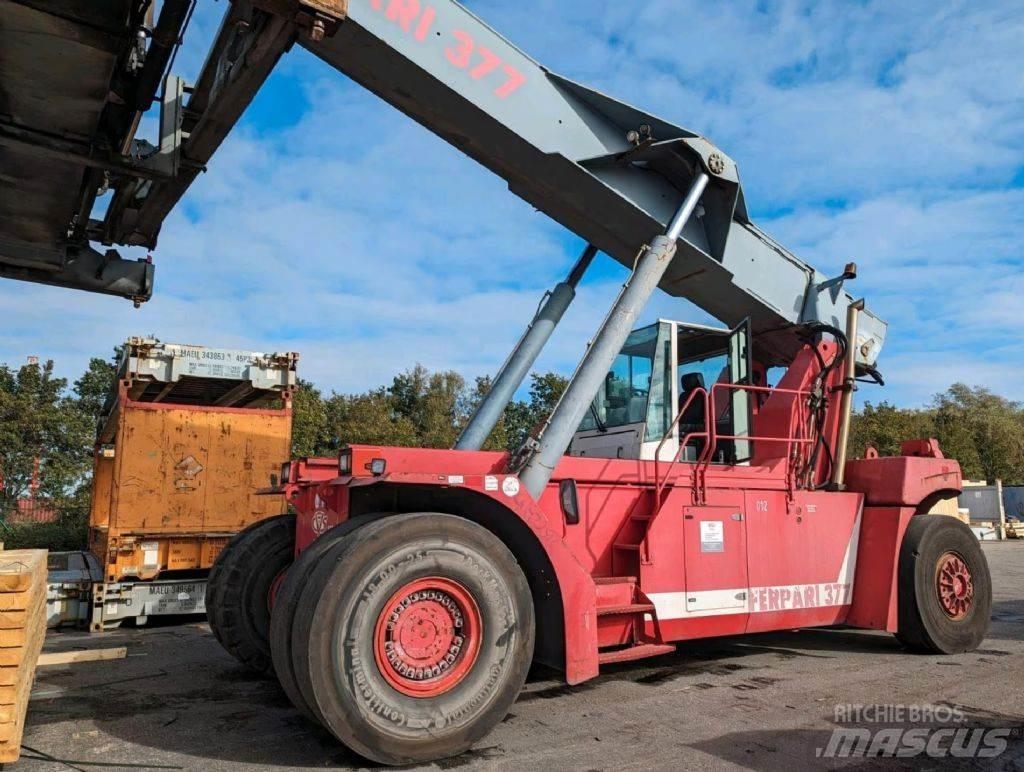 CVS Ferrari F377.5 PB Reach-Stacker