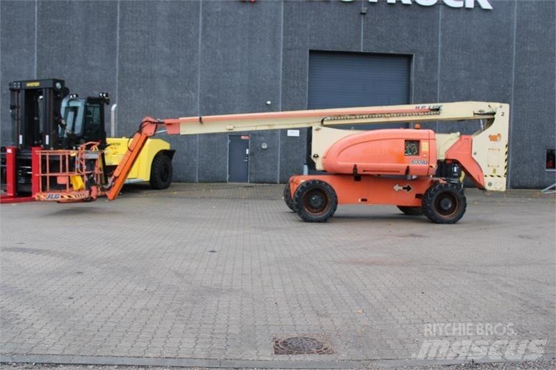 JLG 800AJ Gelenkteleskoparbeitsbühnen