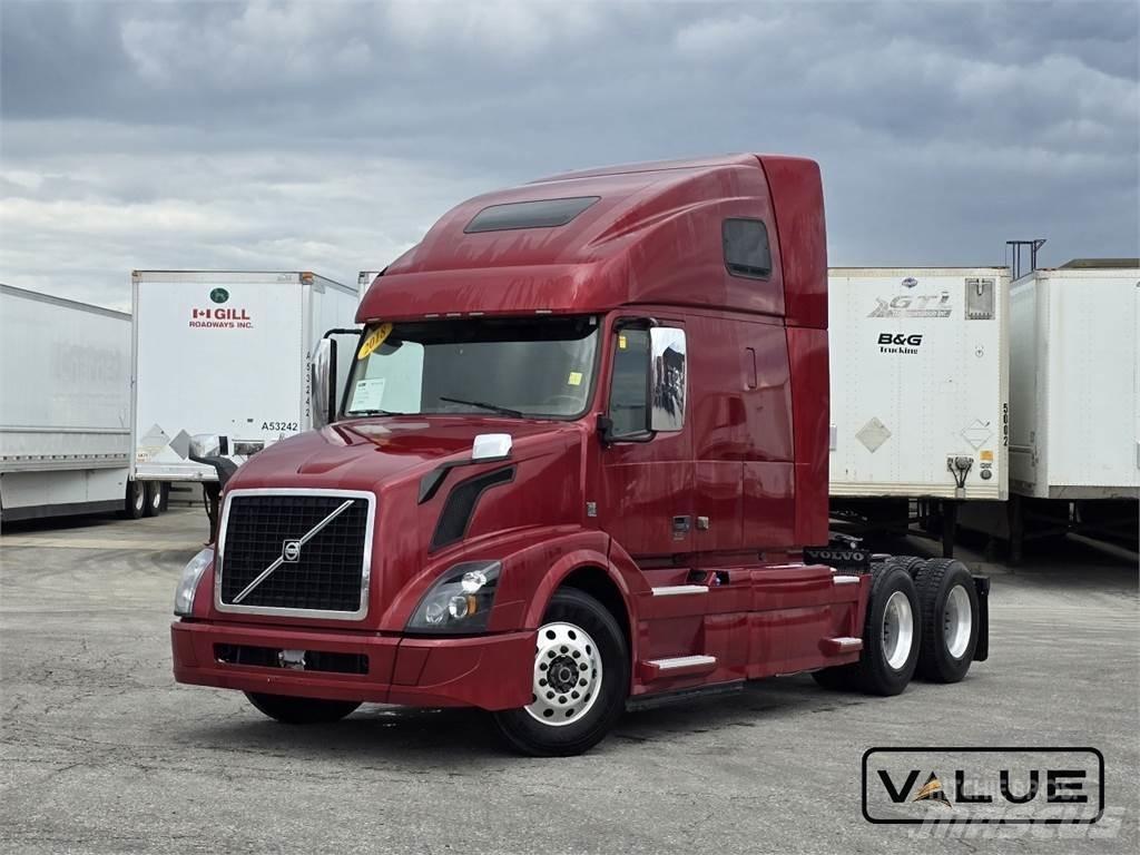 Volvo VNL670 Sattelzugmaschinen