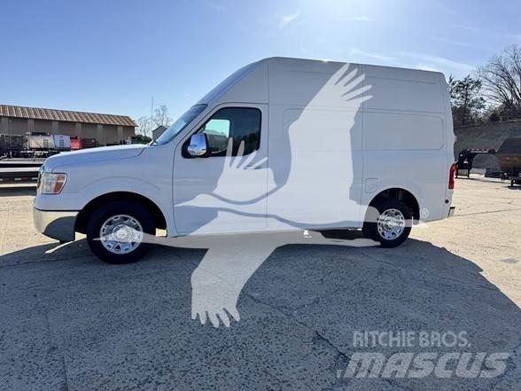 Nissan NV2500HD Sonstige Baumaschinen