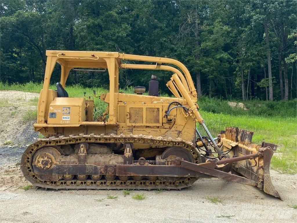 CAT D6D Sonstige Baumaschinen