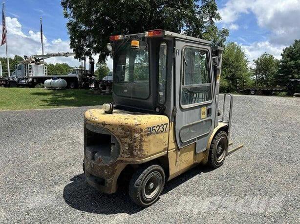 CAT DP30K Sonstige Baumaschinen