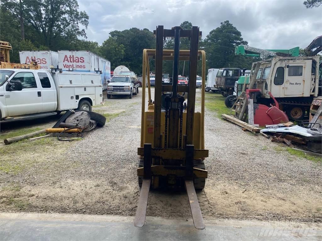 CAT T40B Sonstige Baumaschinen