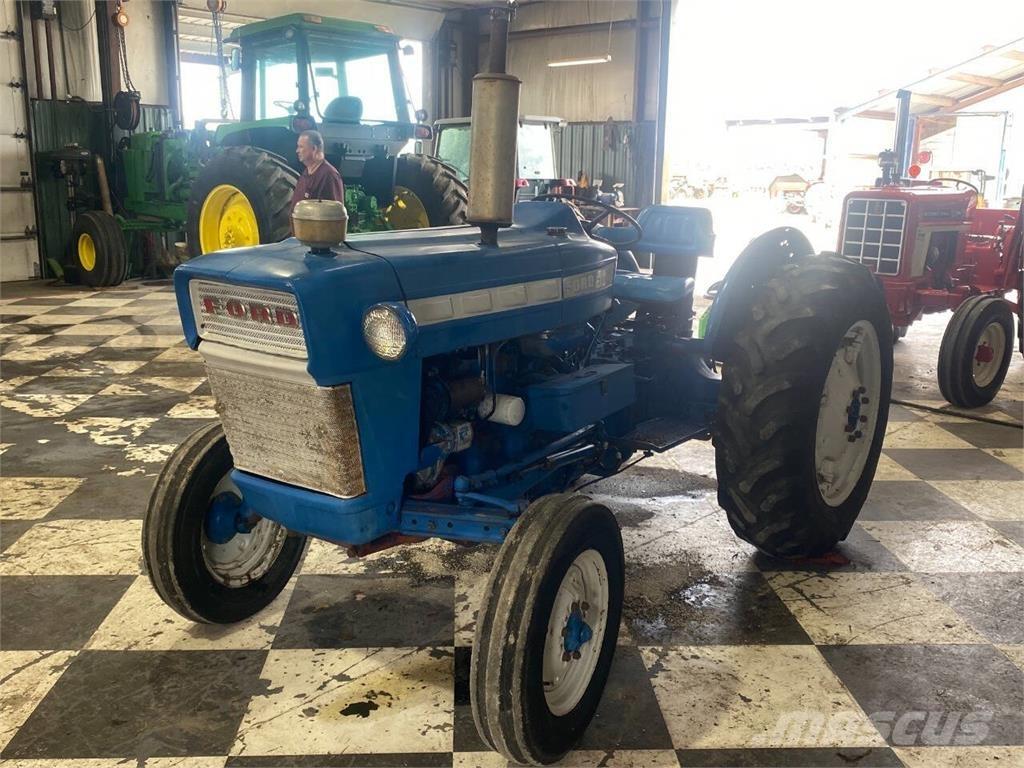 Ford 3000 Sonstige Baumaschinen