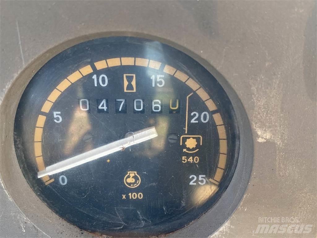 Ford 575D Sonstige Baumaschinen