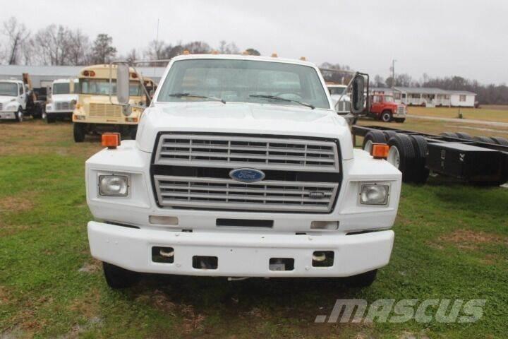 Ford F-600 Sonstige Baumaschinen