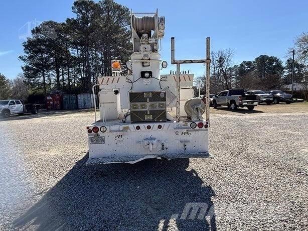 Ford F-800 Sonstige Baumaschinen