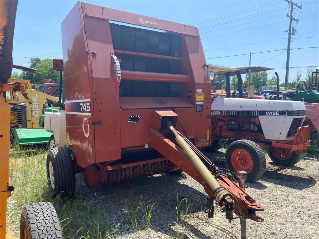 Hesston 745 Sonstige Baumaschinen