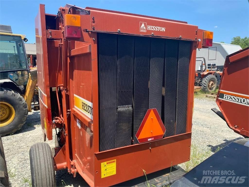 Hesston 745 Sonstige Baumaschinen