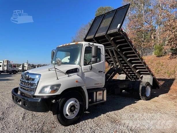 Hino 268A Sonstige Baumaschinen