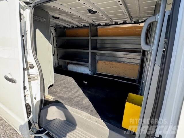 Nissan NV Sonstige Baumaschinen
