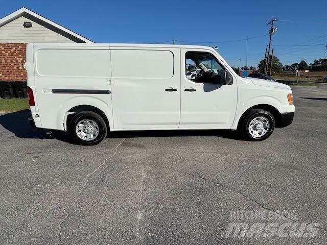 Nissan NV Sonstige Baumaschinen