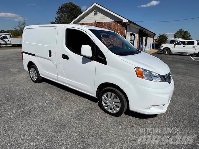 Nissan NV200 Sonstige Baumaschinen