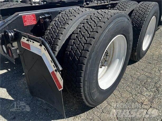 Volvo VNL Sonstige Baumaschinen