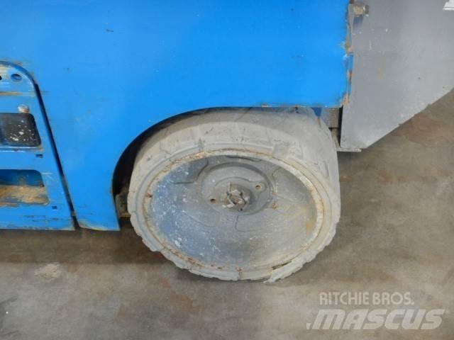 Genie GS1932 Scheren-Arbeitsbühnen