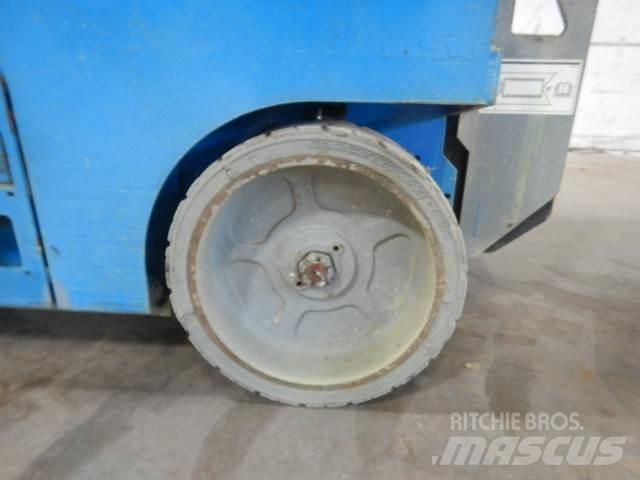 Genie GS2032 Scheren-Arbeitsbühnen