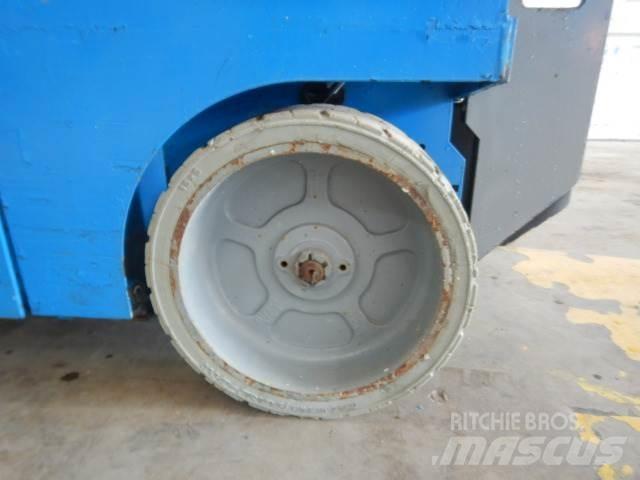 Genie GS2032 Scheren-Arbeitsbühnen