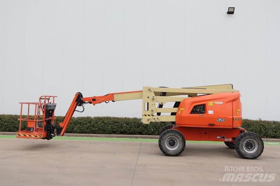 JLG 520AJ Gelenkteleskoparbeitsbühnen