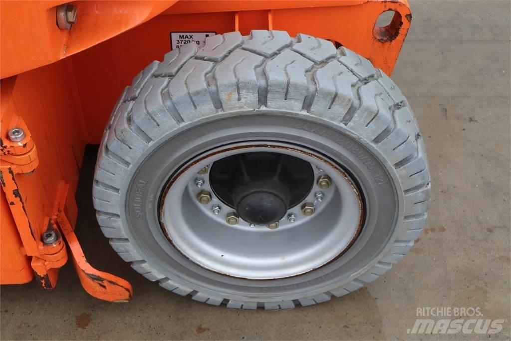 JLG E300AJP Gelenkteleskoparbeitsbühnen