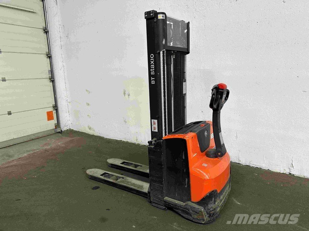 BT SWE 100 Deichselstapler