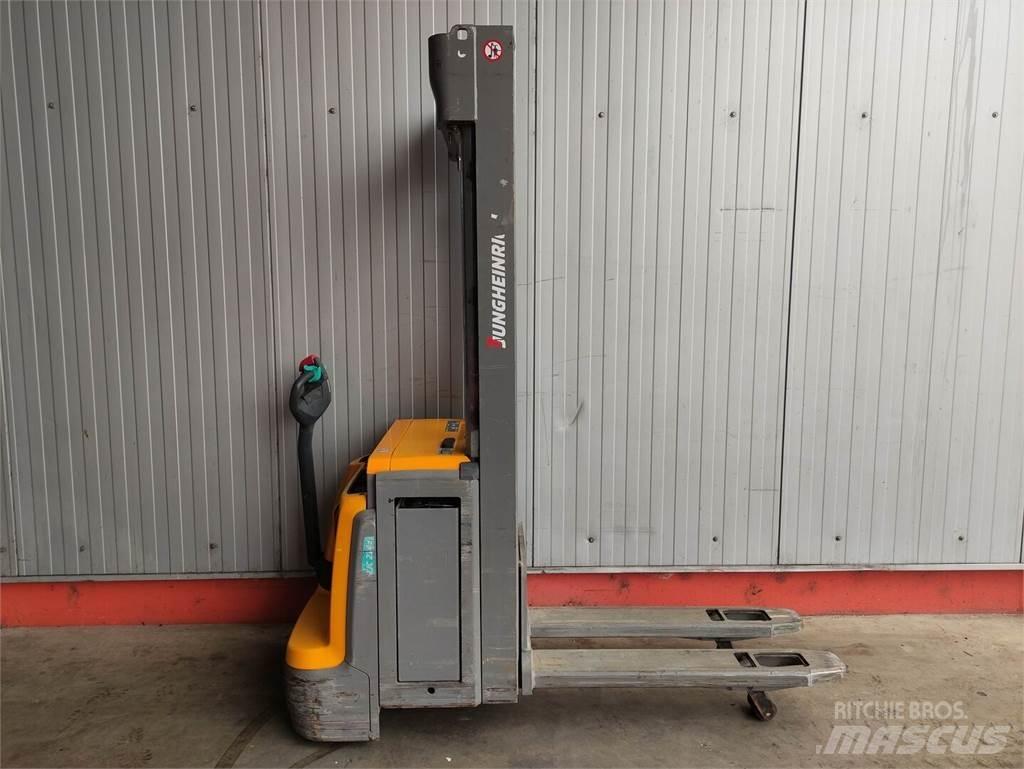 Jungheinrich EJC214Z Deichselstapler