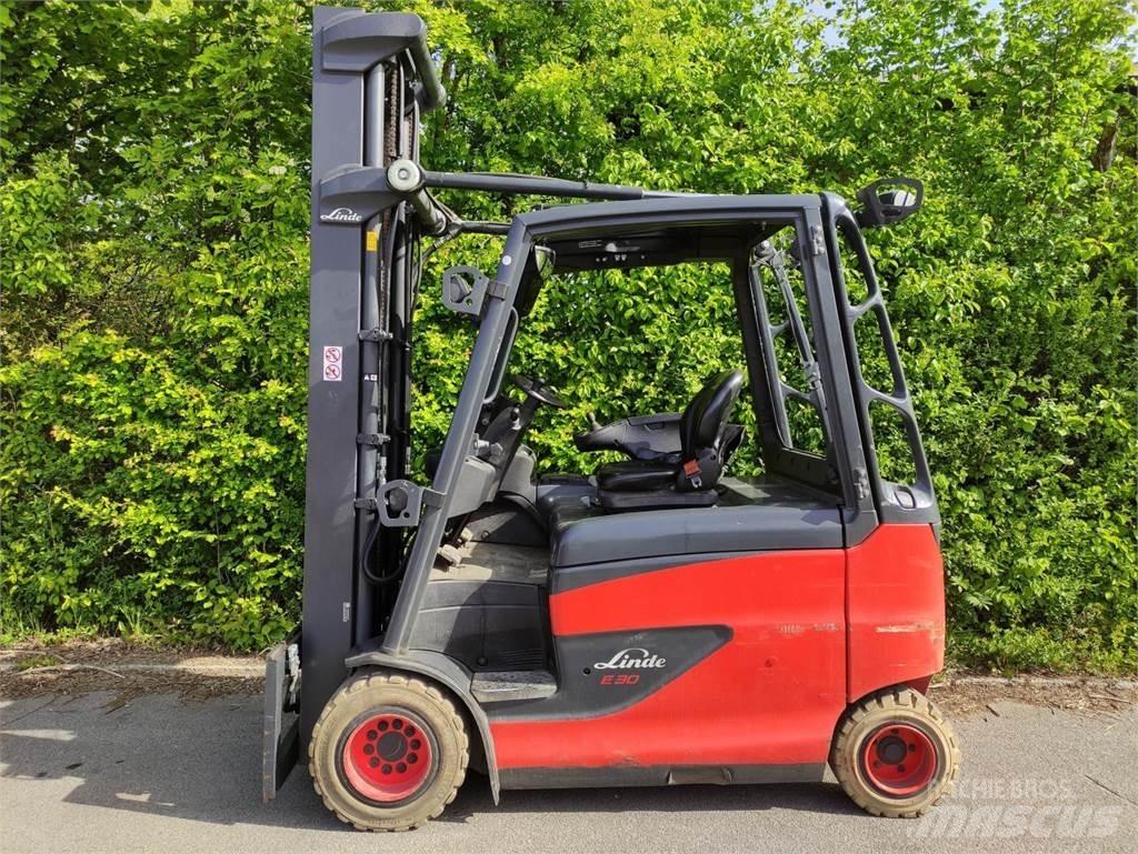 Linde E30HL-01/600-387 Elektrische heftrucks