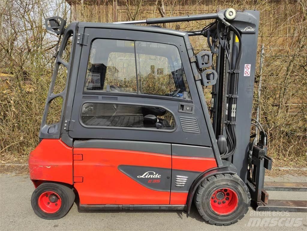 Linde E35L-01-387 Elektrische heftrucks