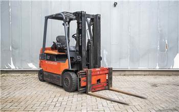 Toyota 7 FBMF 25