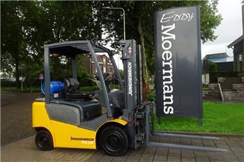 Jungheinrich TFG 320 LPG