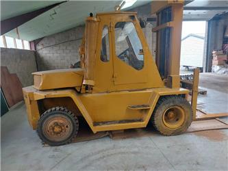 Caterpillar V 140
