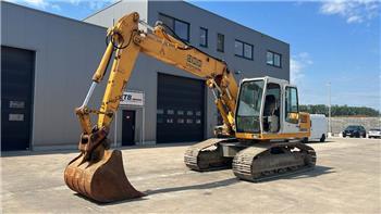 Liebherr R 900
