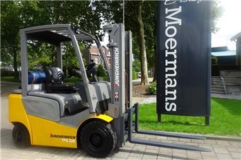 Jungheinrich TFG 320 LPG