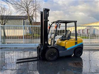 UniCarriers TCM FD30T4