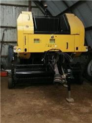 New Holland BR 7060