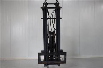 UniCarriers triplex mast