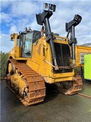 Caterpillar D8T