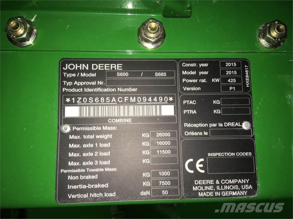 John Deere S685 Mähdrescher