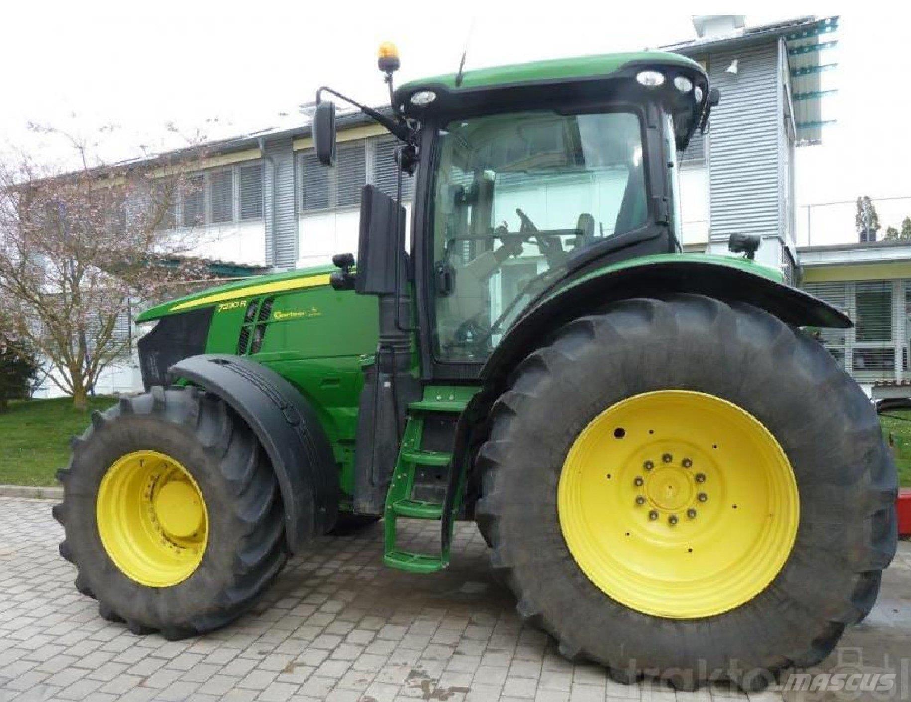 John Deere 7230R Traktoren