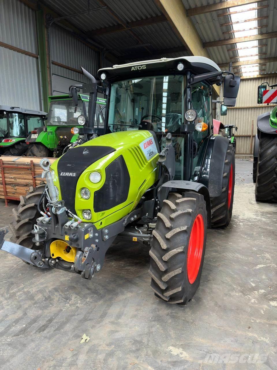 CLAAS ATOS 220 Traktoren