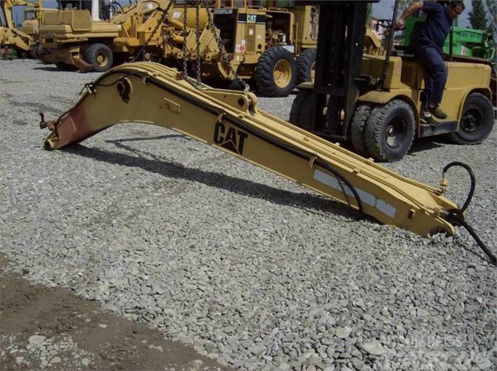 CAT 212 Chassis